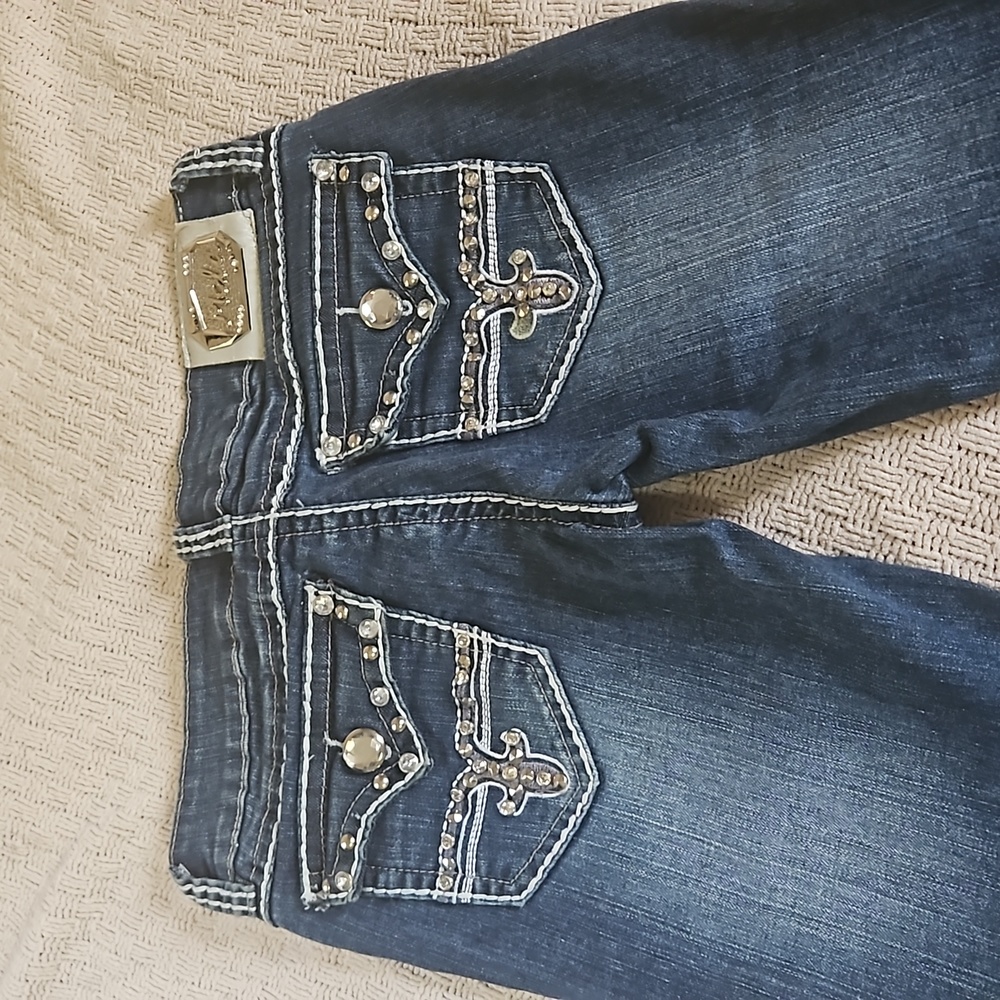 Miss Chick Capri Jeans - Size 1 - M305b Design - Very Good Condition, Bling